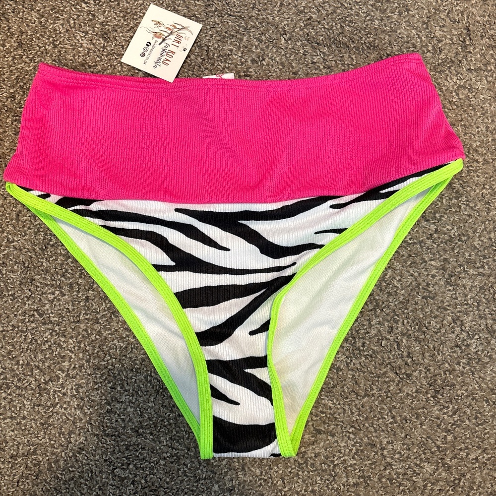 Brand new Jess Lea drive them wild swim bottom size small